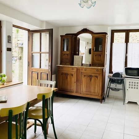 Rue De La Tour Du Pin Villa Fontaine-Française Exteriör bild
